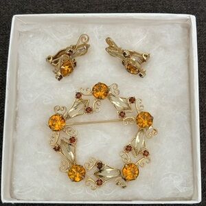 Vintage Brooch and Clip On Earrings Set Rhinestones